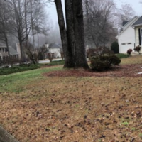 mulch-spreading-installation-newnan-ga