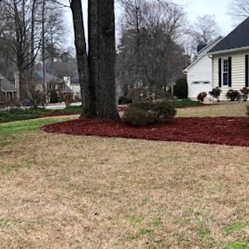 mulch-spreading-newnan-ga